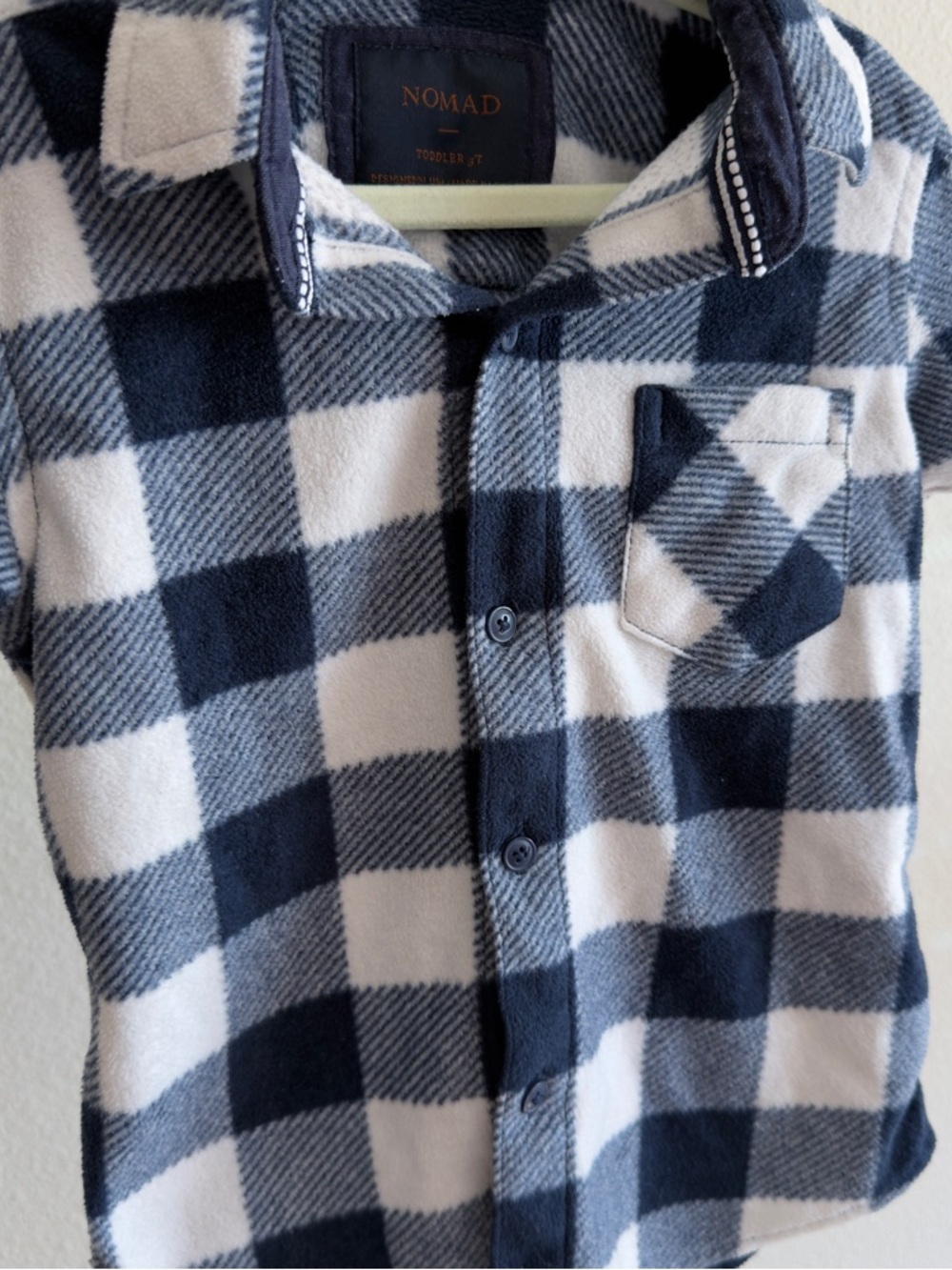 Nomad 3T Buffalo Plaid Fleece Button Up Shirt Navy Gray White Cozy Top Fall - Picture 3 of 13